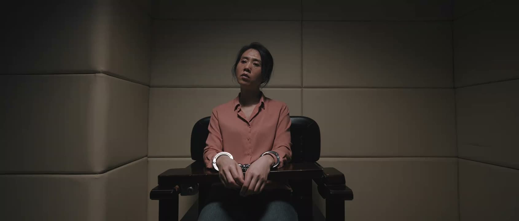 我翻来覆去地睡不着觉
