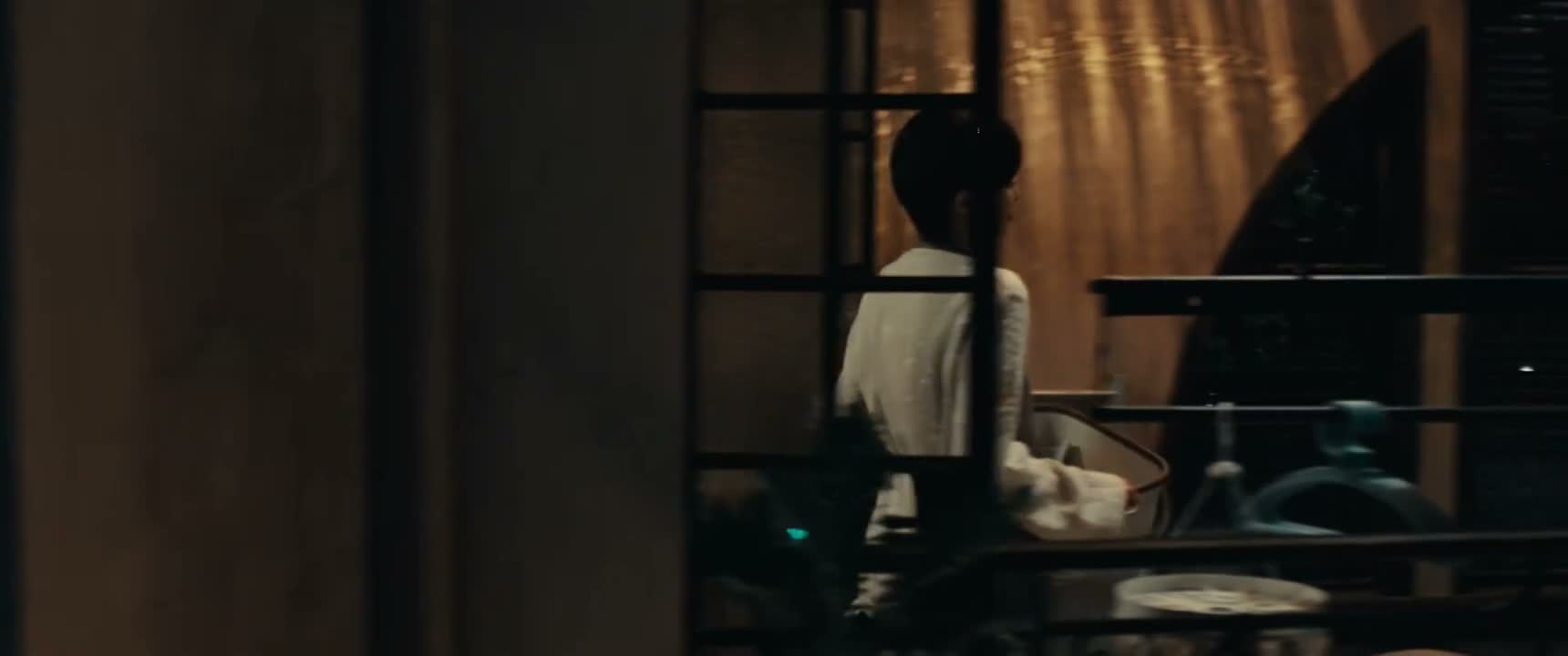 比如说馒头或者是不堪一击