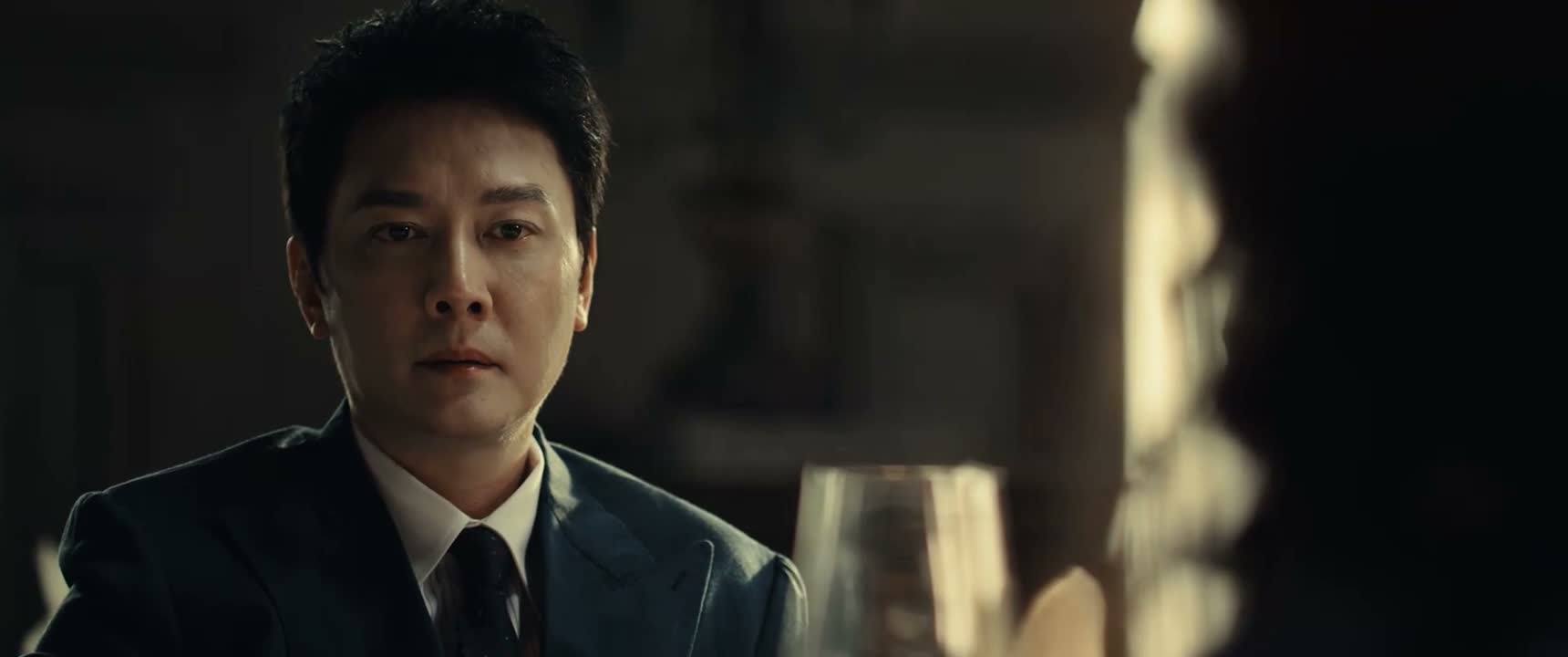 周小姐长这么好看 追你的男人数都数不过来吧