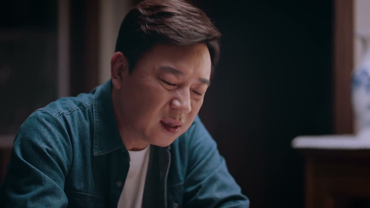 她到底是怎么了