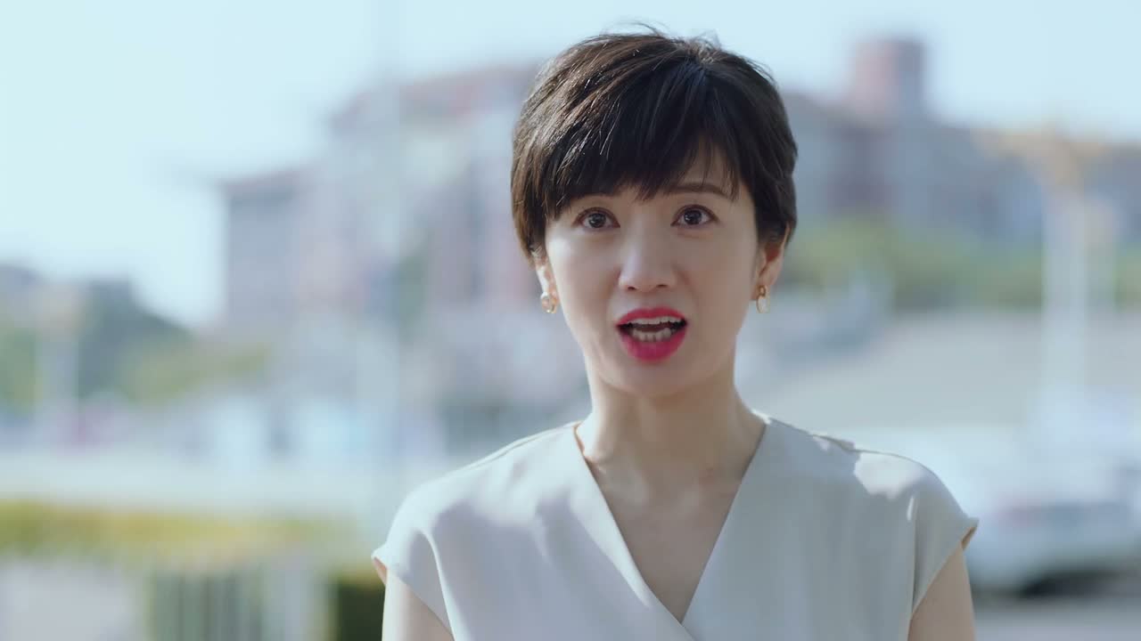 等她出来 我用她