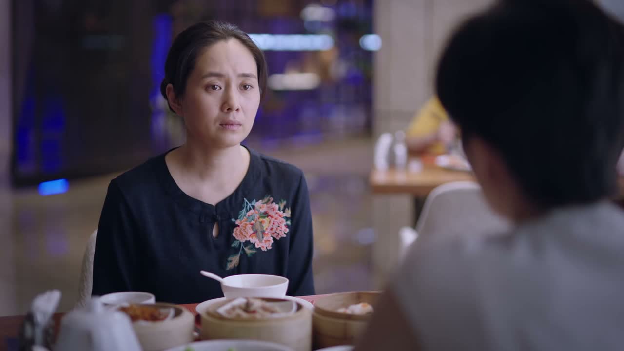 还有妈看我的眼神