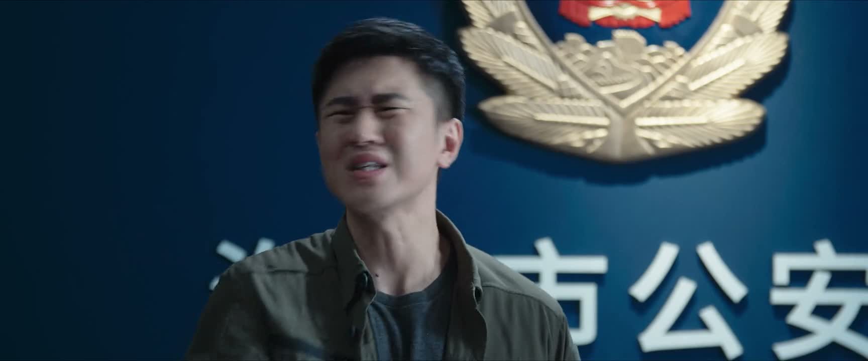 我 他他他 他谁啊他 哪儿都有你 话这么多呢