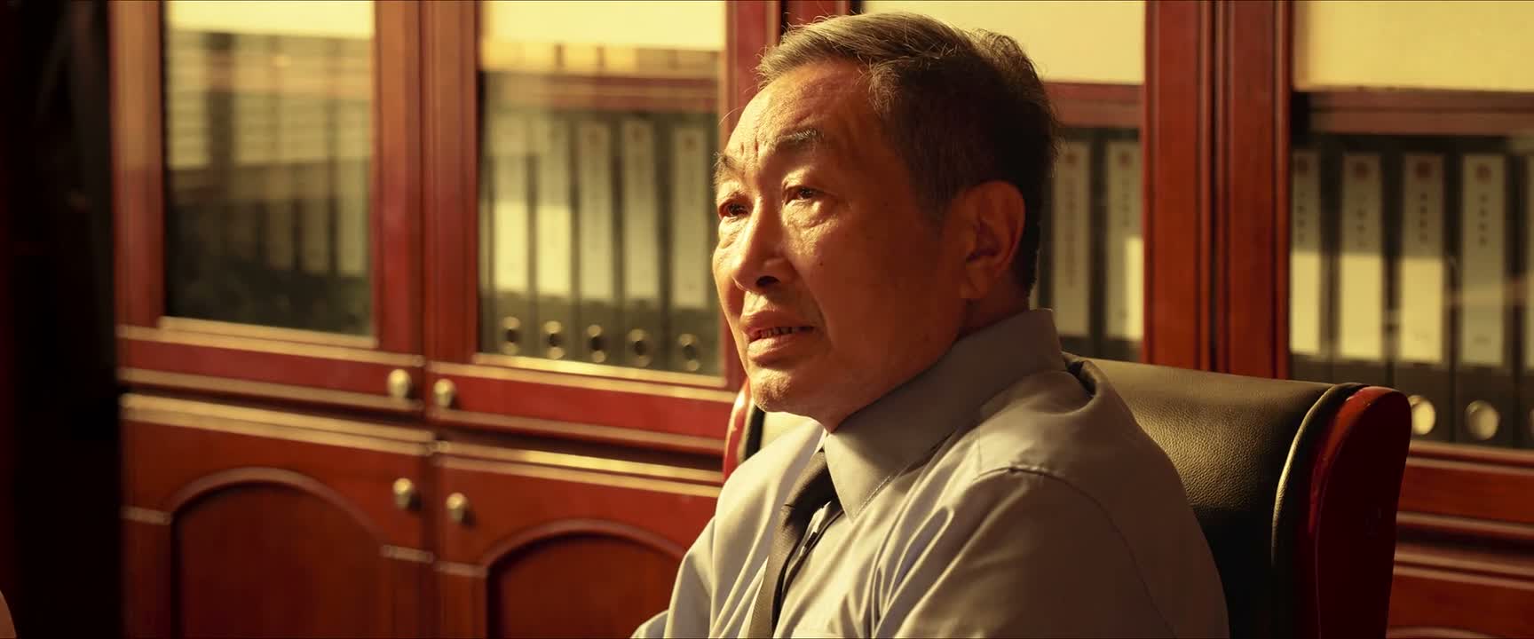 向凶手下战书