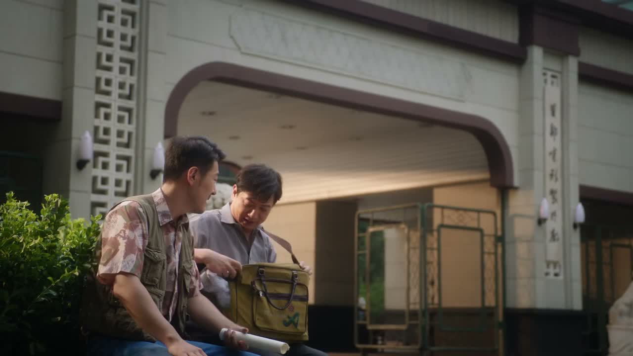 给您带了早饭来