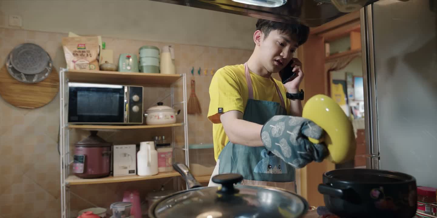 只要离那个万象越远越好