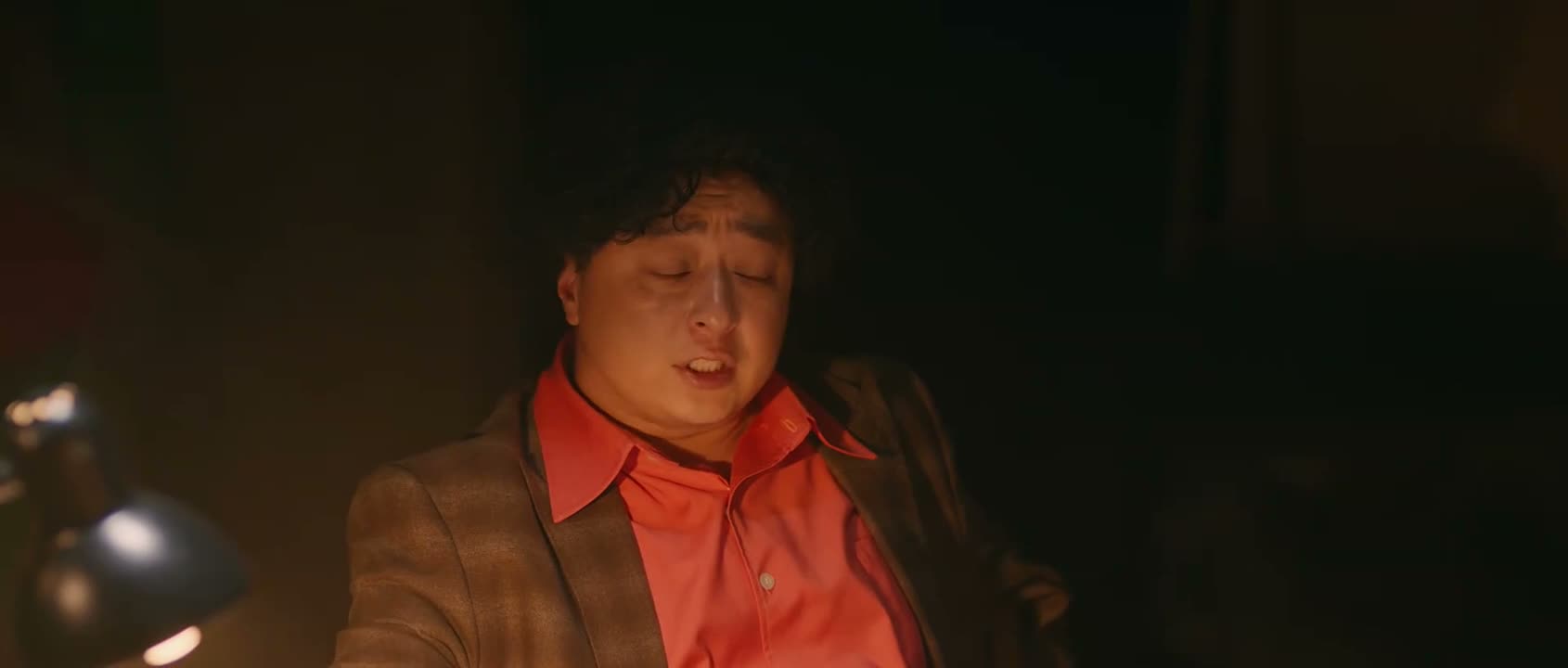 参与抢劫的是三个人