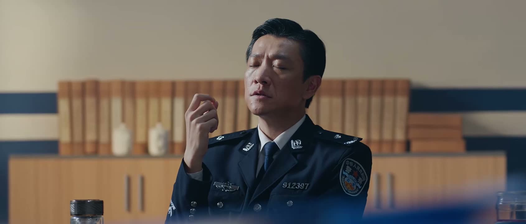 现有的证据和线索