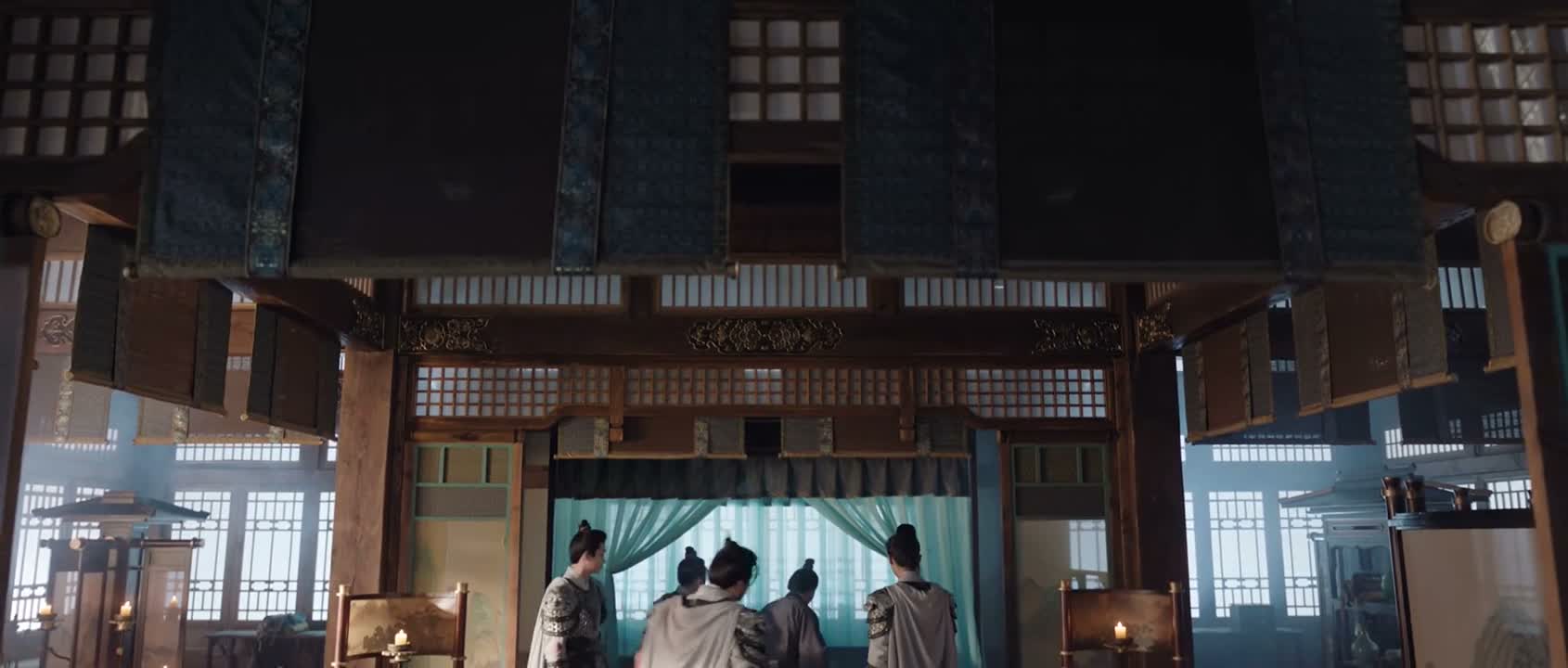 医师 你 你快包扎啊