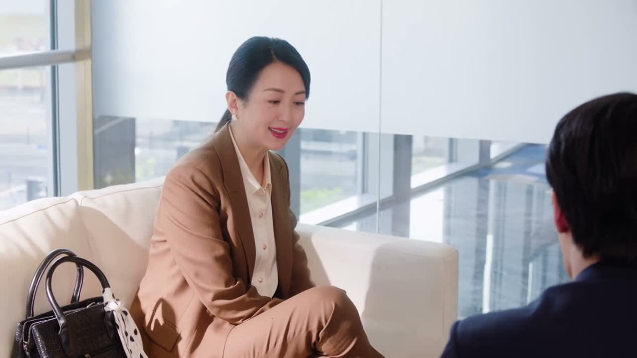 她可能有所误会吧