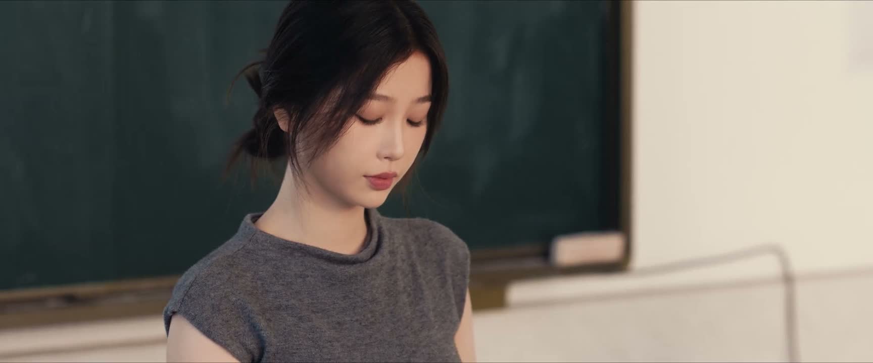 新老师真是人美心善啊