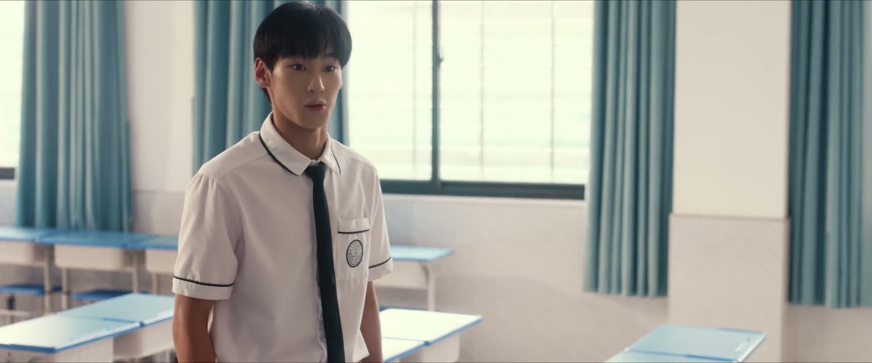 应该马上就会到 给你们买了奶茶 待会你分一下