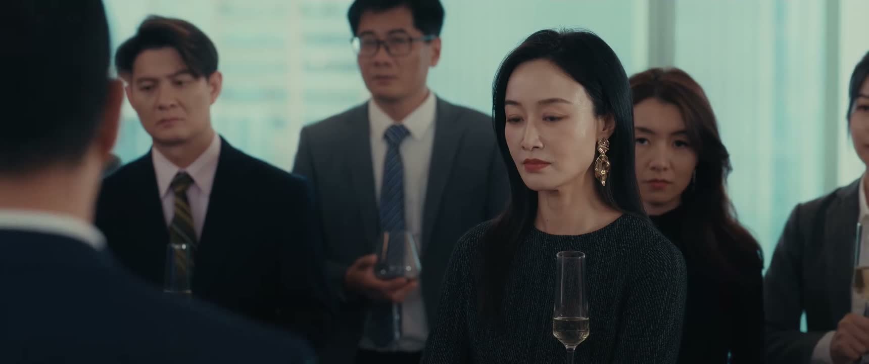 而不是几杯酒 一顿饭