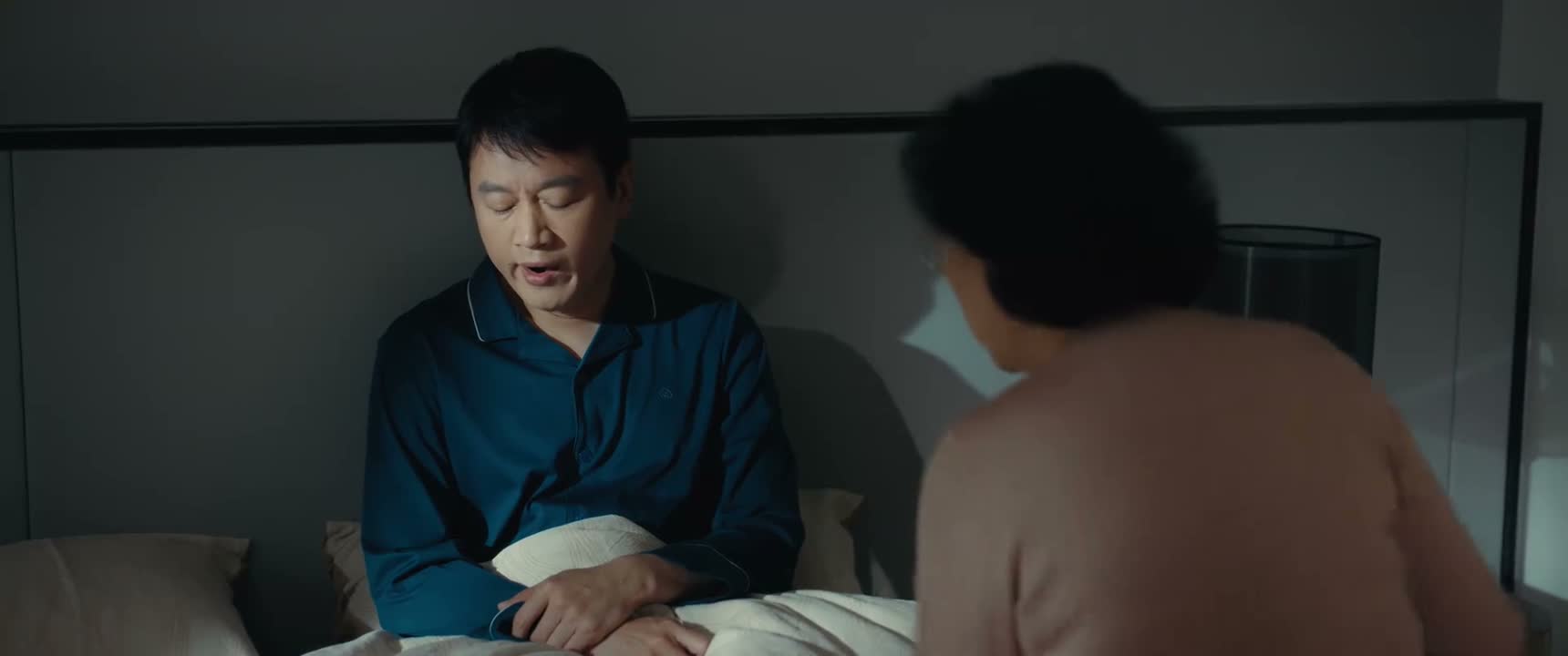 你不能总是分床啊