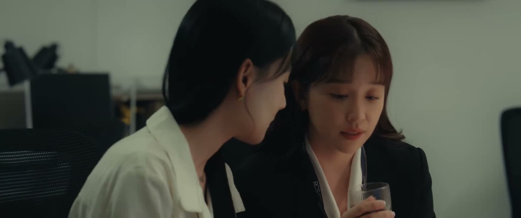 她说得对不对呢 我是管不着