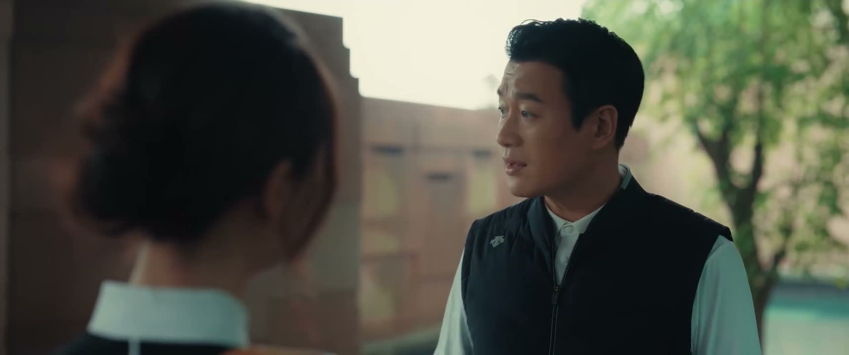 这行业就这么大 除非她不想干了