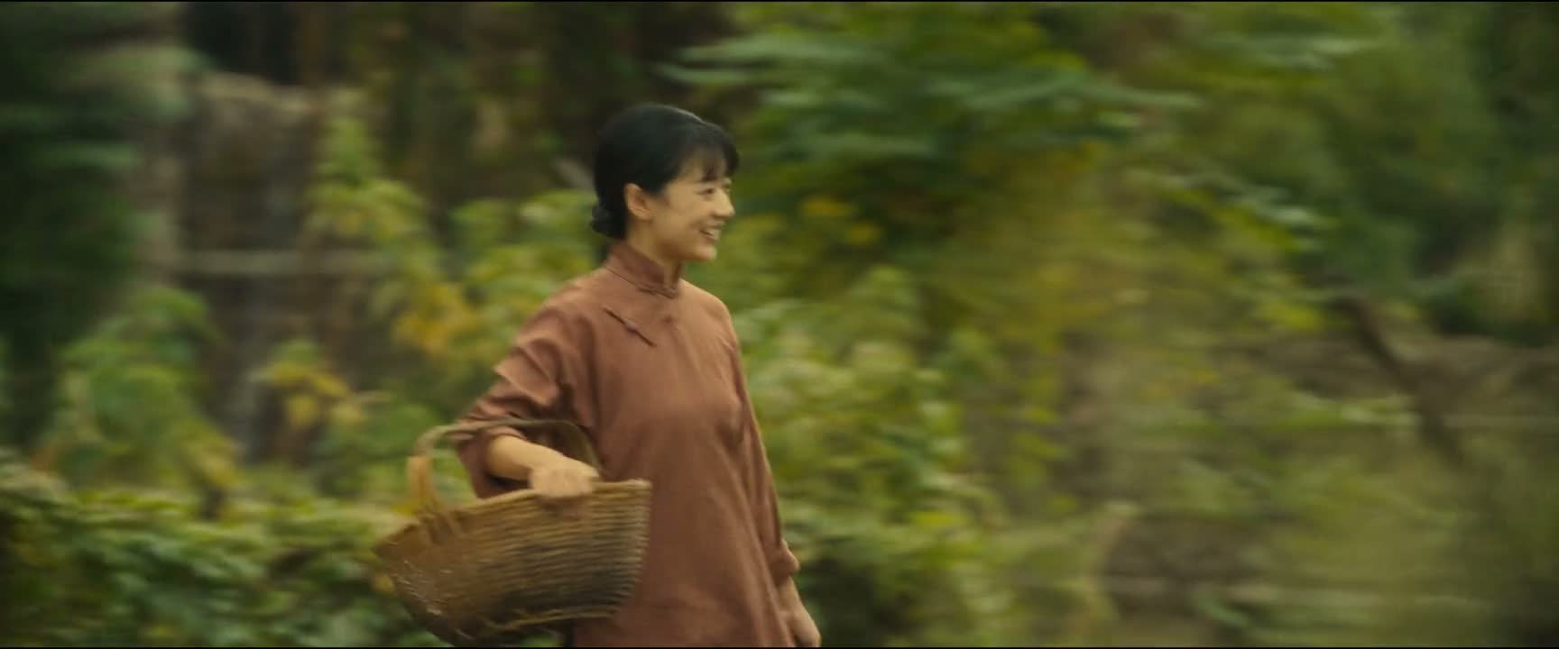 不用了 还没吃饭哪 没呢 我自己来