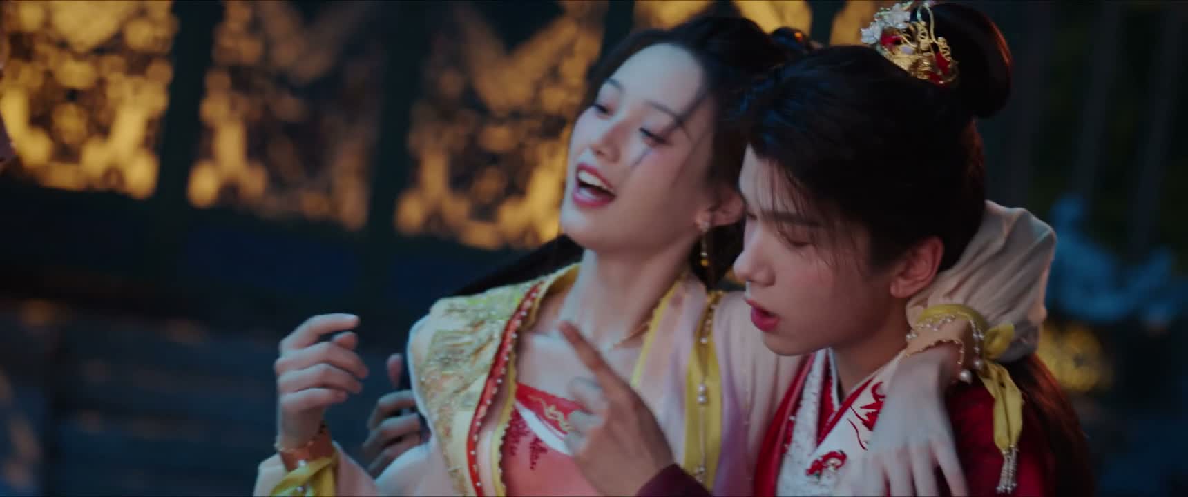 我们是 真夫妻 假兄弟