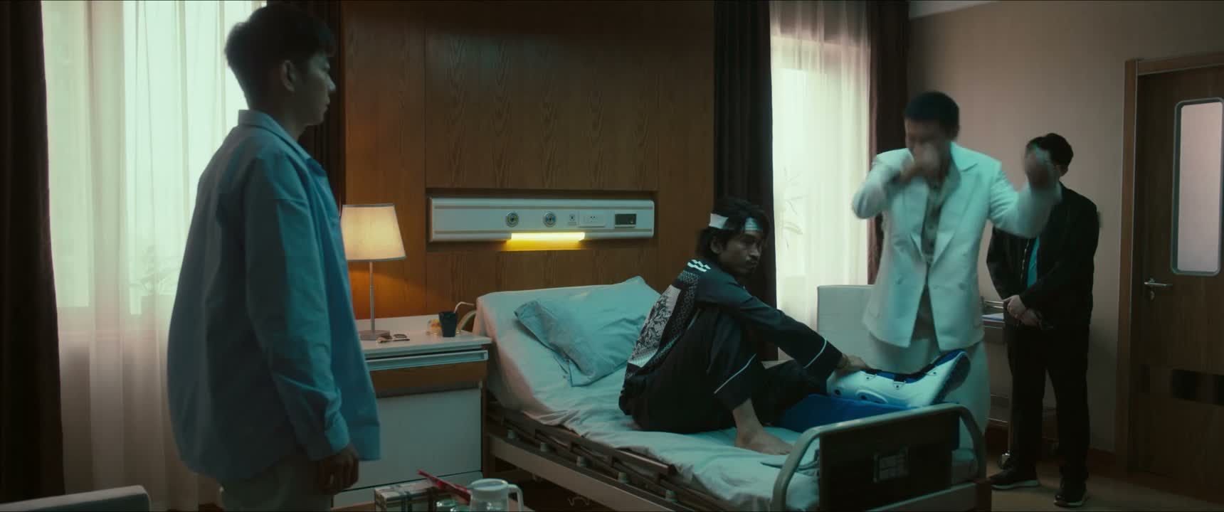 是不是有人要干我们呀