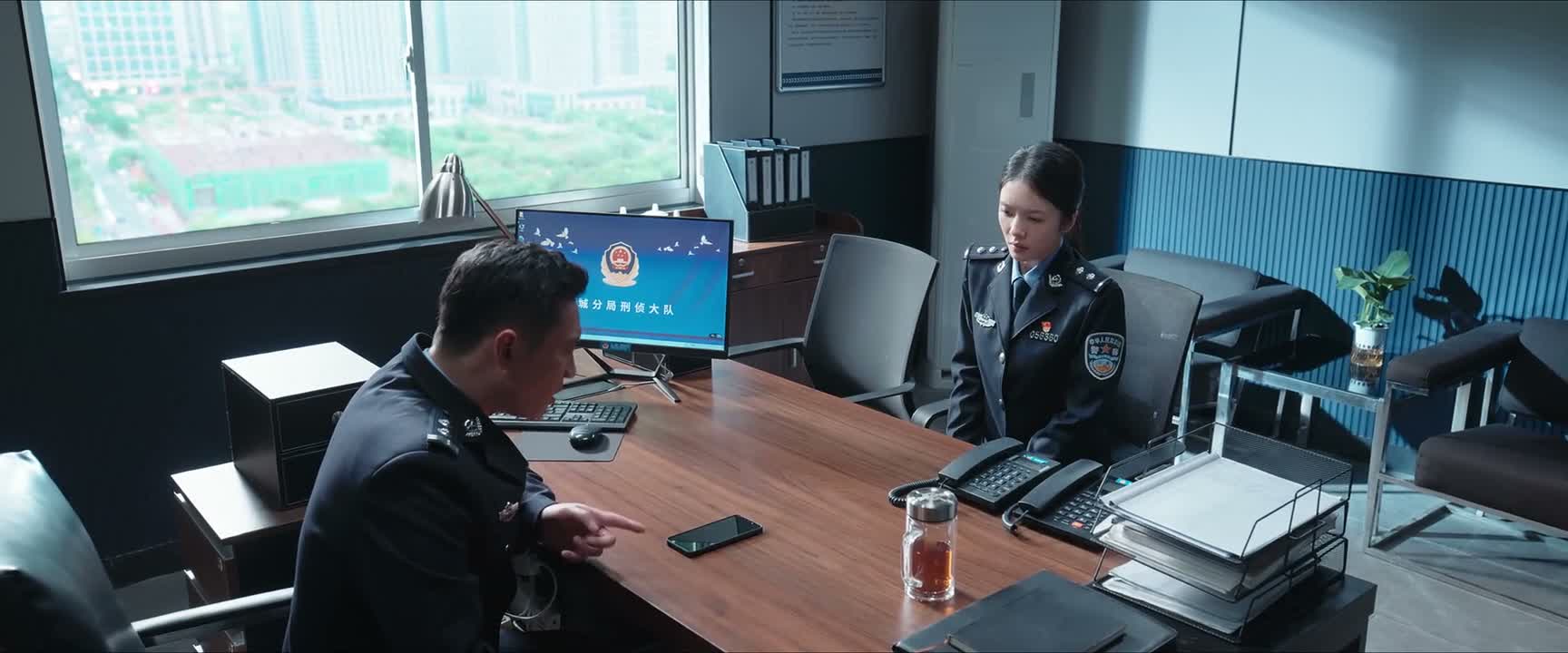 集装箱仓库只是一个掩护