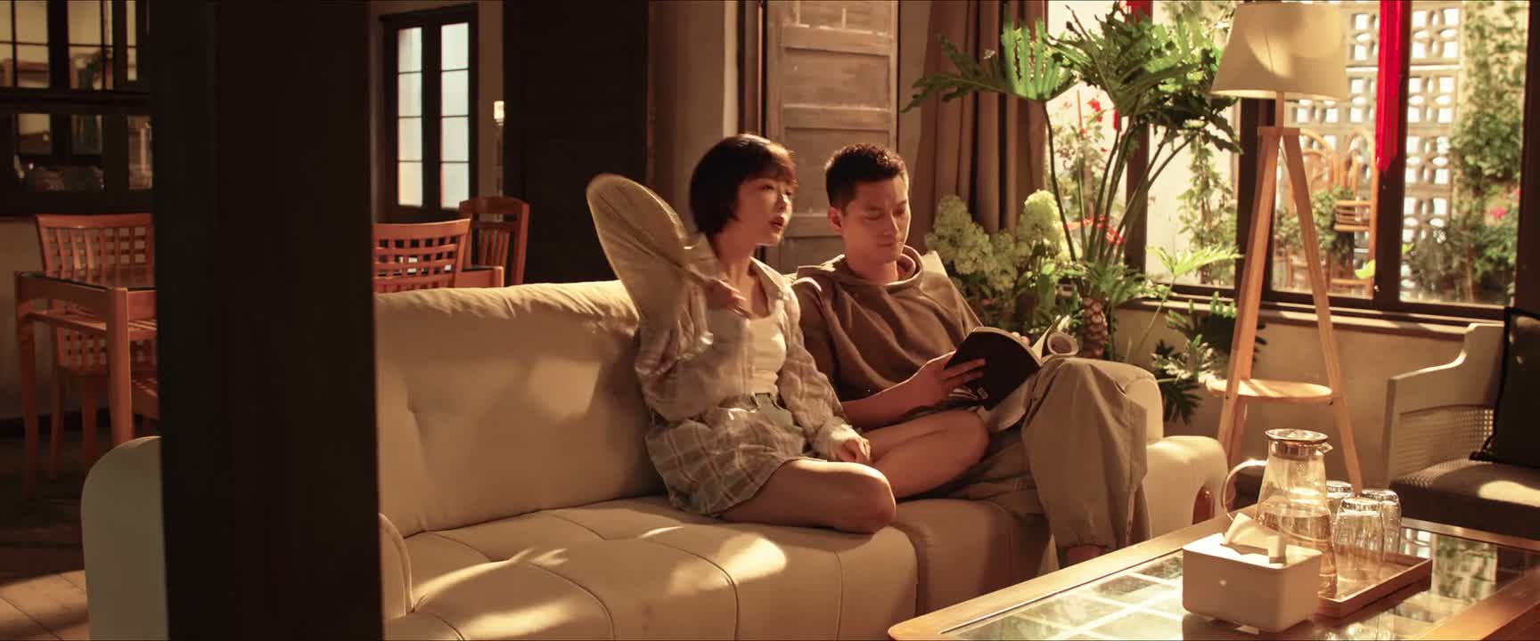 就像一条笔直的河流