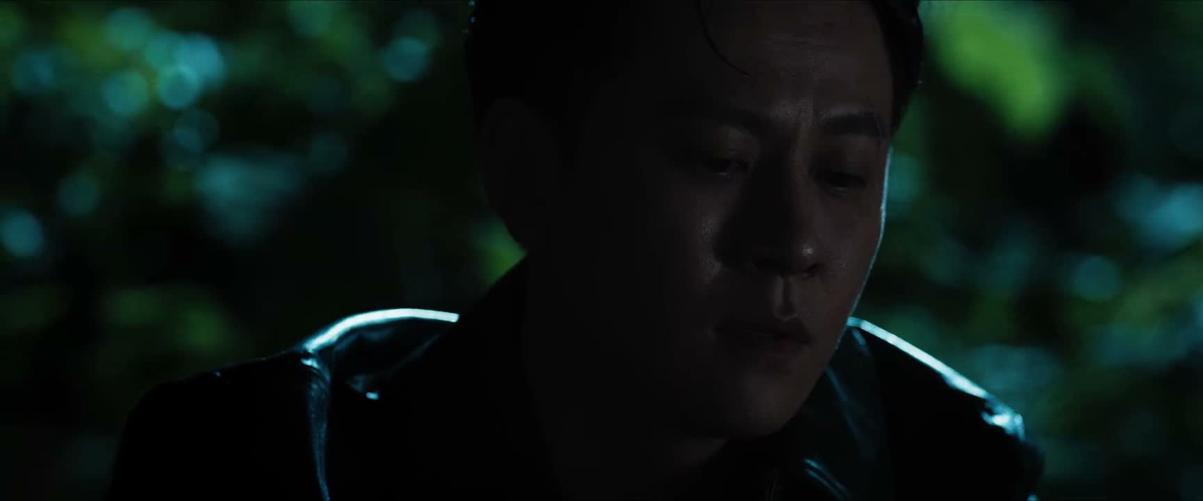 你知不知道 你跟着一起贩毒的人 他们杀了我哥