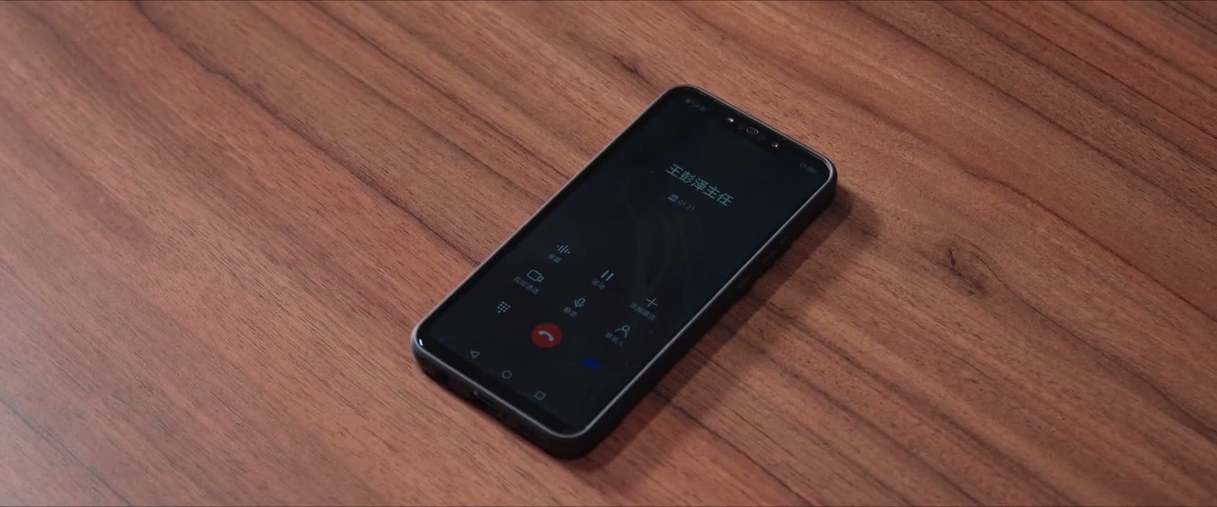 他们还留下了一些炮灰 和警方做抵抗