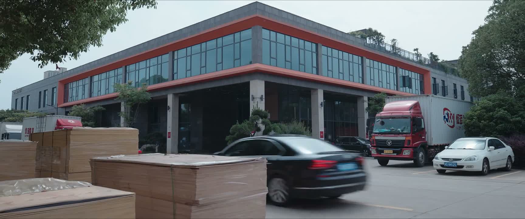 务必彻查每一个可疑人员