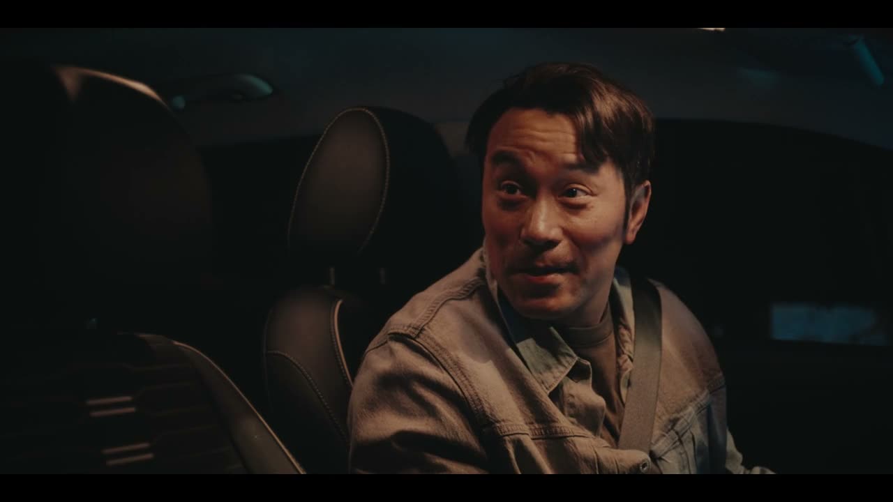 你下午出现 就已经一脸喝醉 没醒的样子哦