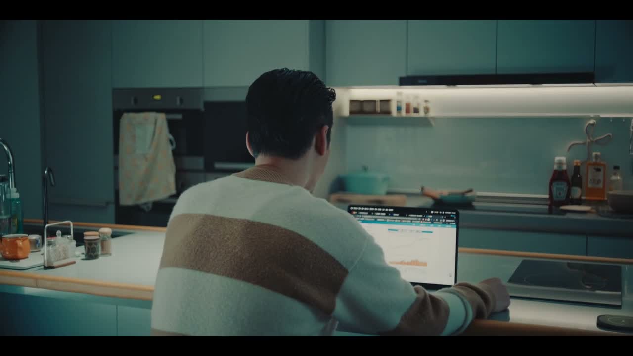 你知道吗? 这些年要不是他们救济我的话
