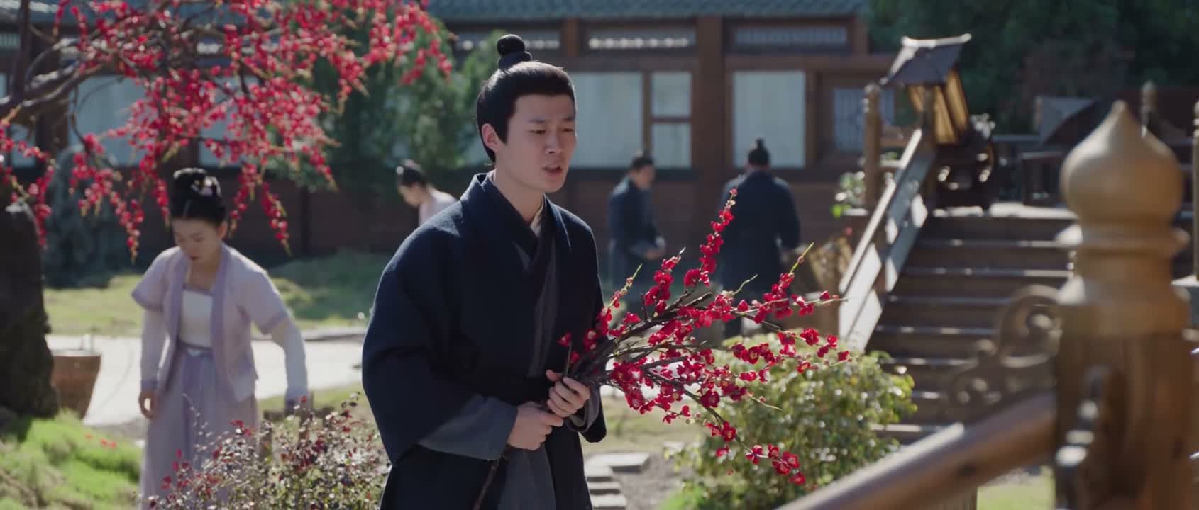 比起进贼 更像是闹了耗子