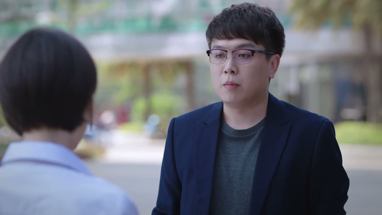 不好意思啊 突然跑来找你