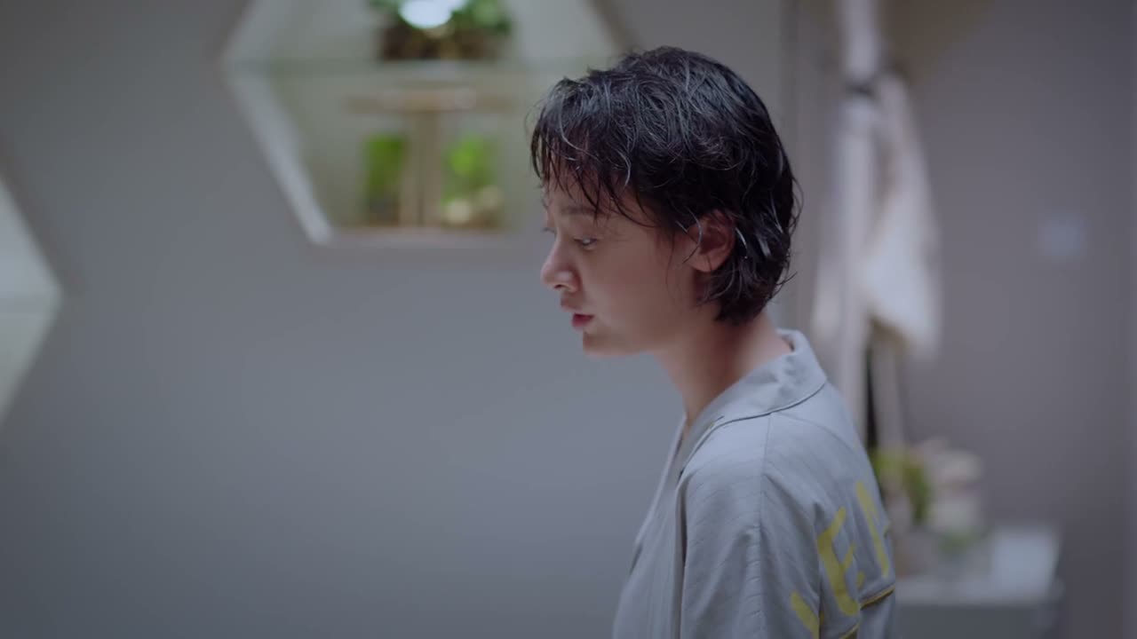 都吃半碗了 大晚上吃那么多酸萝卜