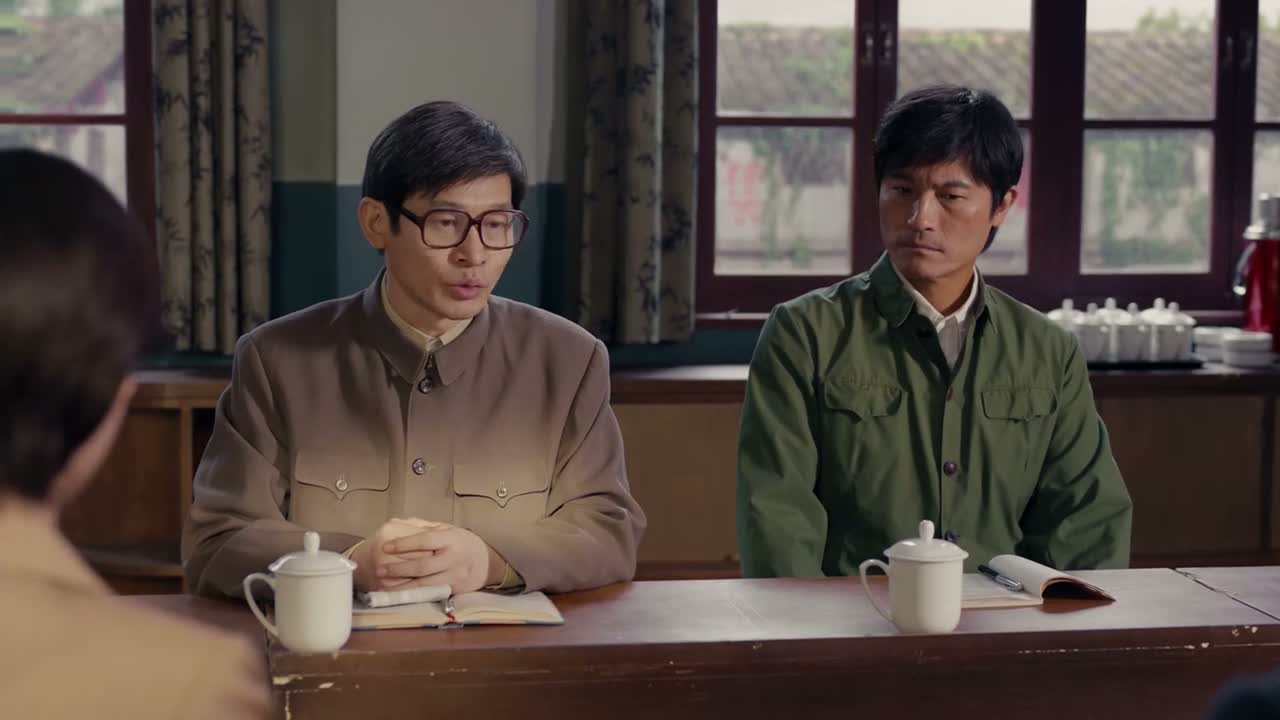 暂时休息 同意的请举手
