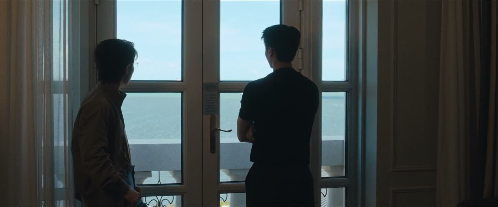 谁知道那车站的 破监控是个摆设呢