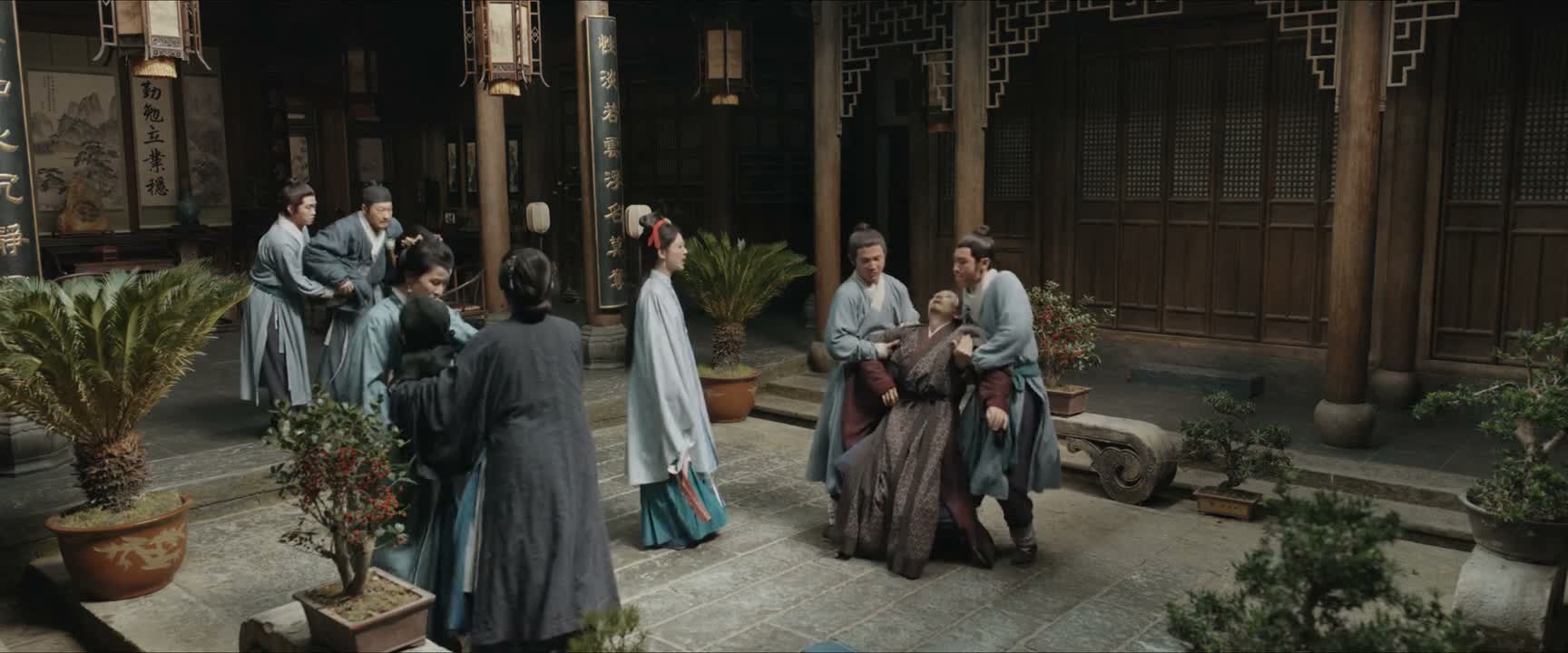 绑起来 关柴房里