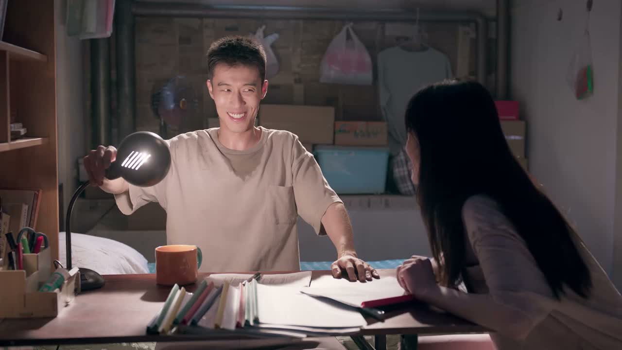 你个二傻子 你赶紧的吧 快点