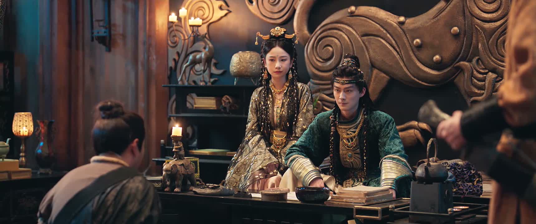 他说小人长得