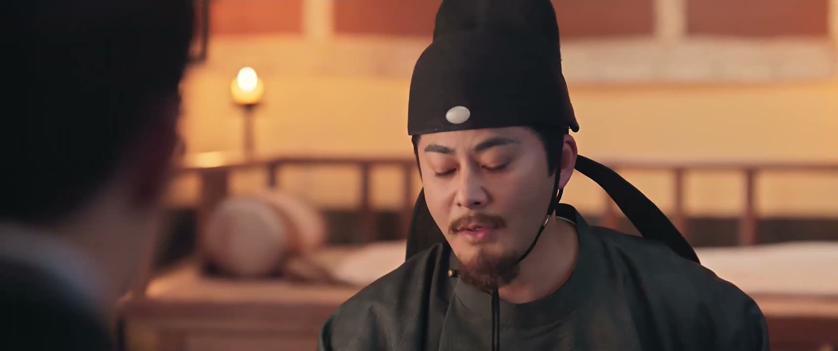 越发变得专横跋扈了