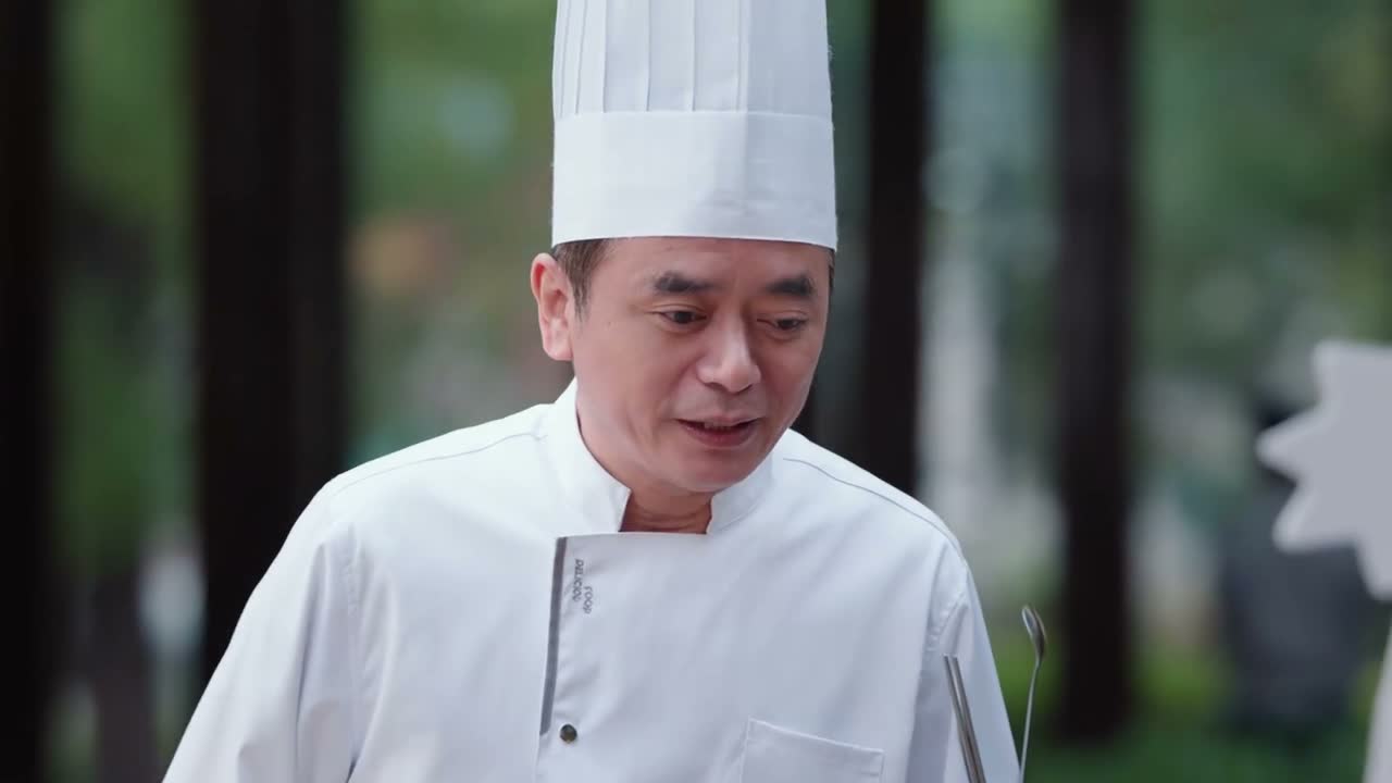 要不我这个汇报一下 这两天的营业额 好吧