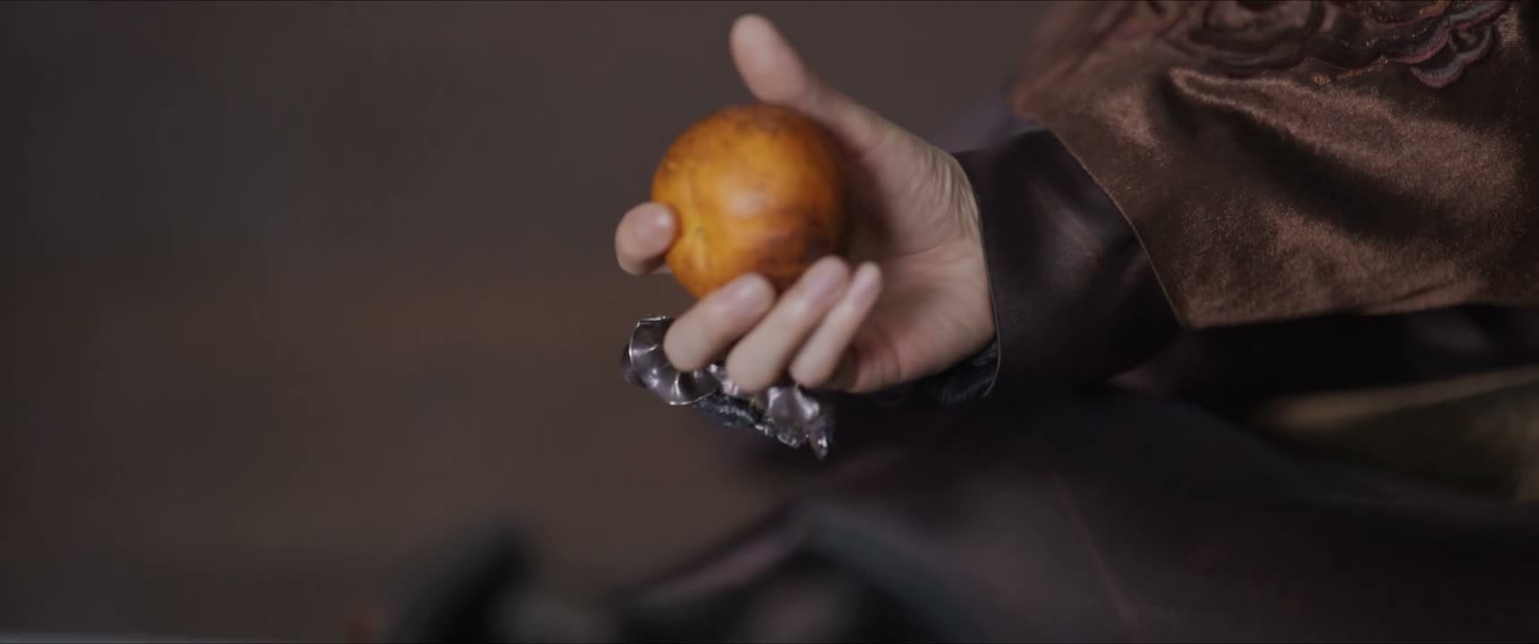 我们再给你寻一个便是了