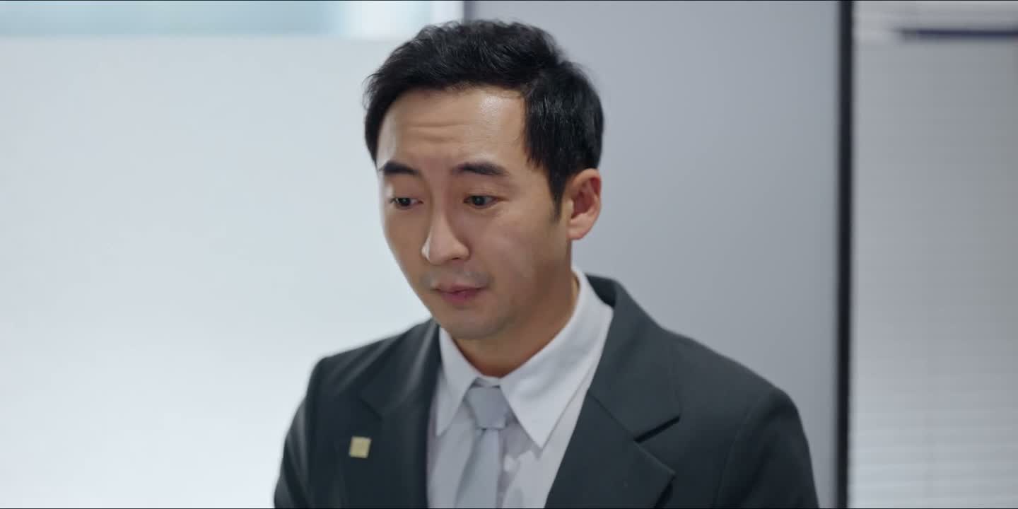 不过只是替罪羊罢了