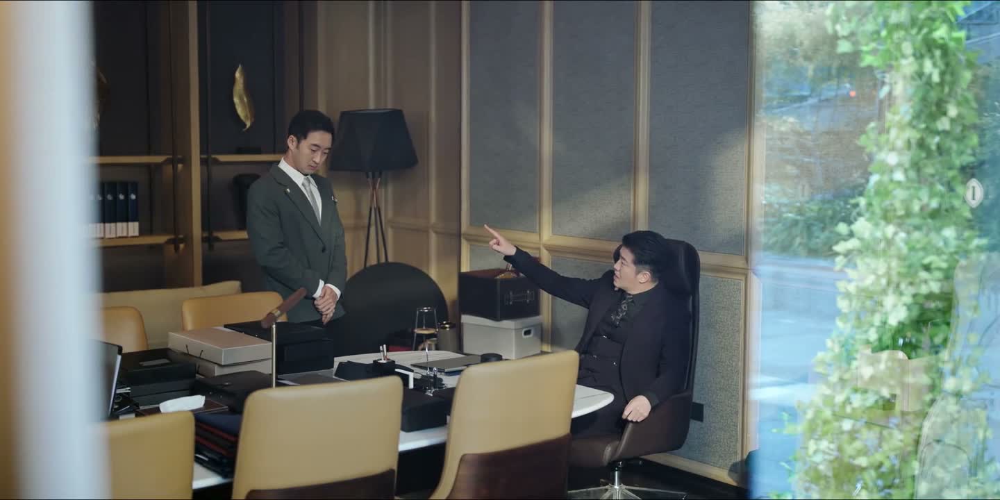 好汉不吃眼前亏