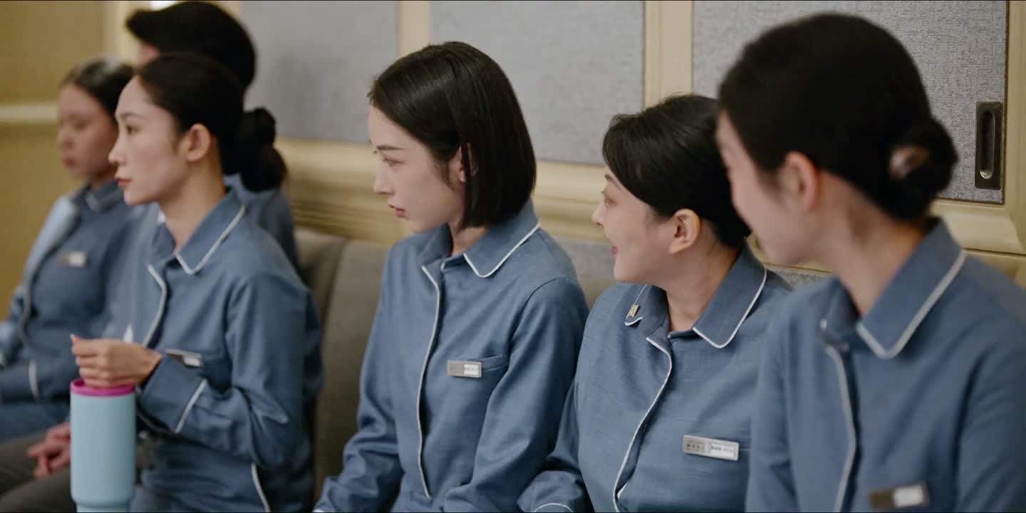 你看我们一上午都忙成什么样了