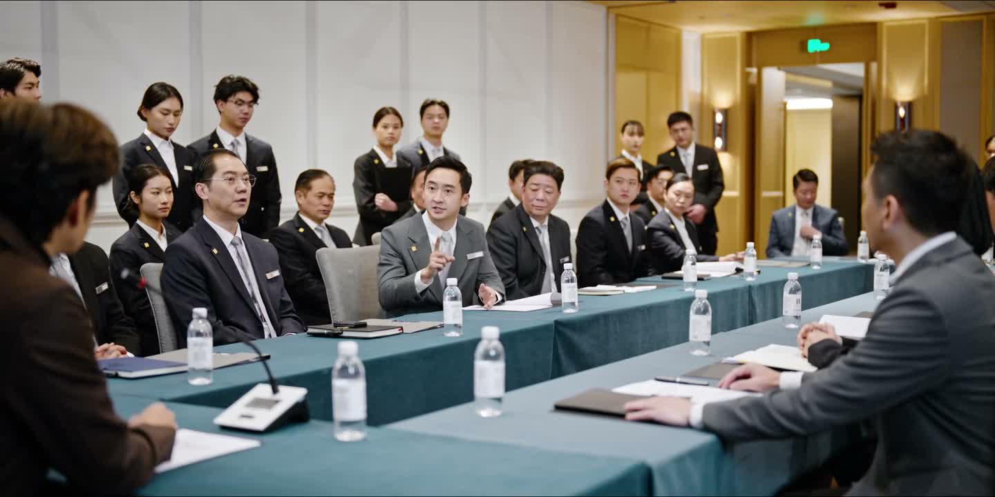 我们第一时间已经解除了合同