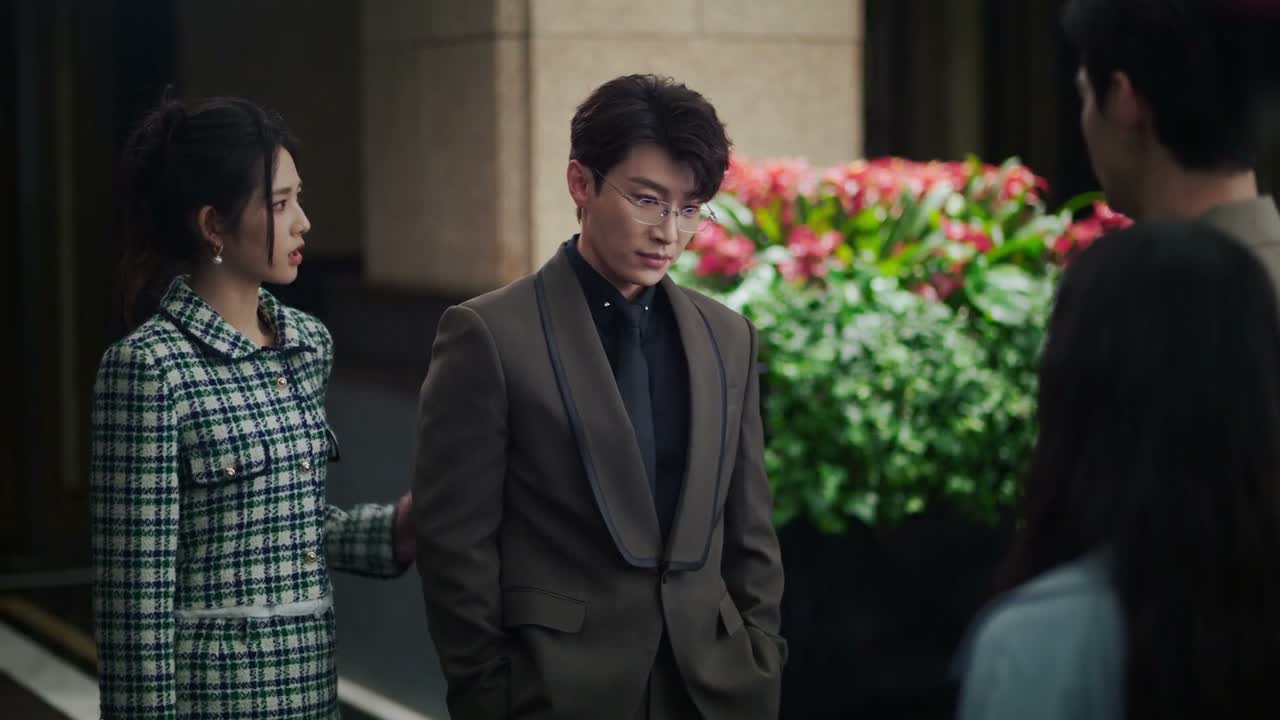 等会儿上去要先自罚三杯啊