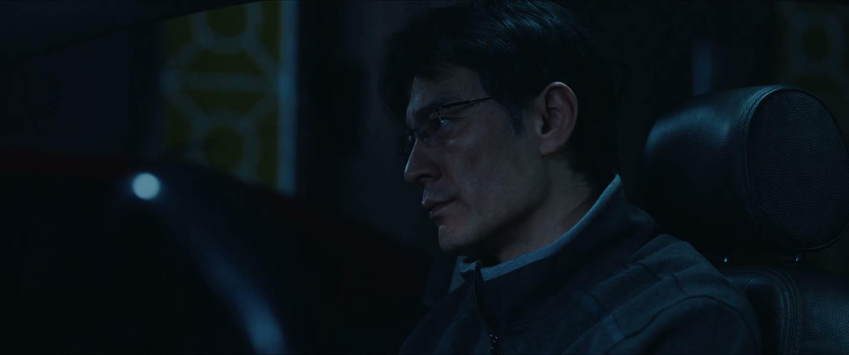 那个邵记者 也是一样的