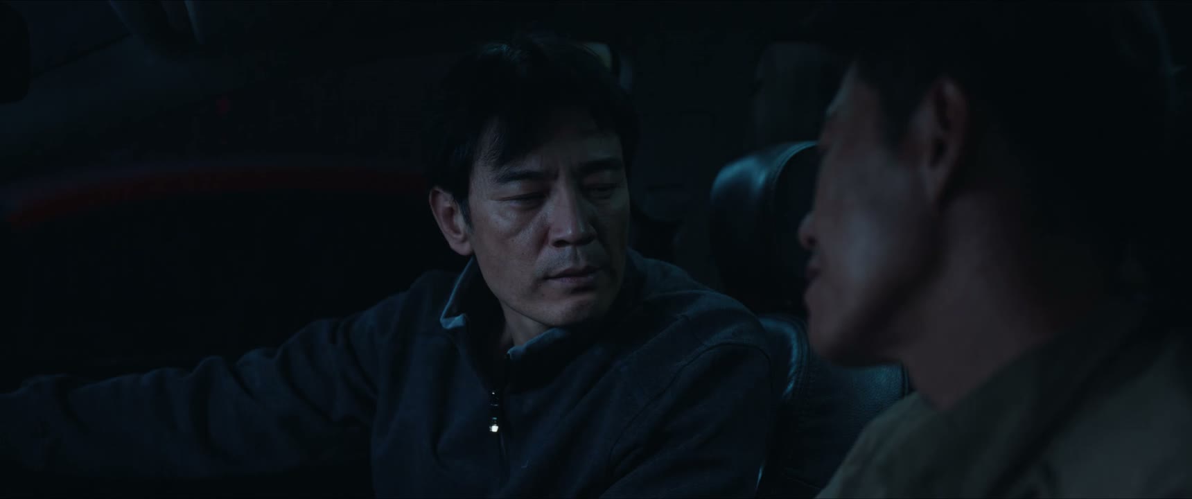 现在大风 已经刮起来了