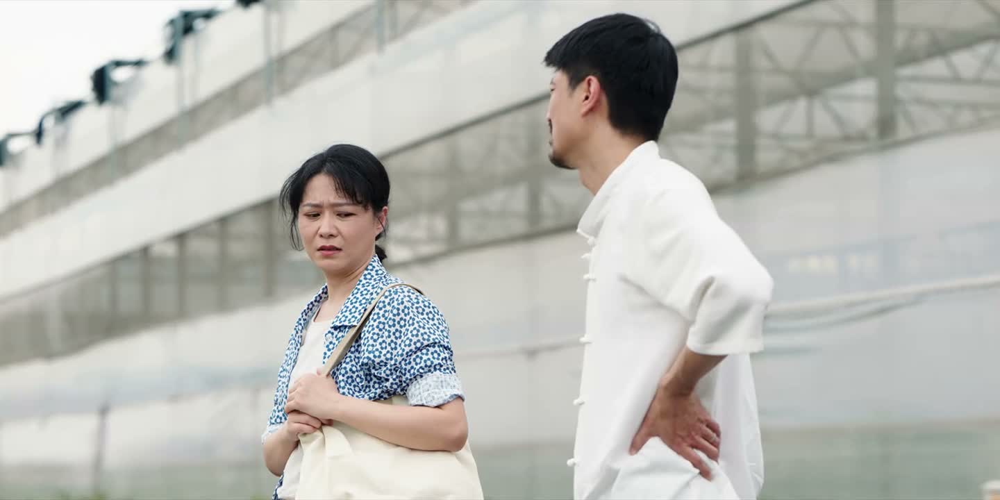 着什么急让闺女接班啊
