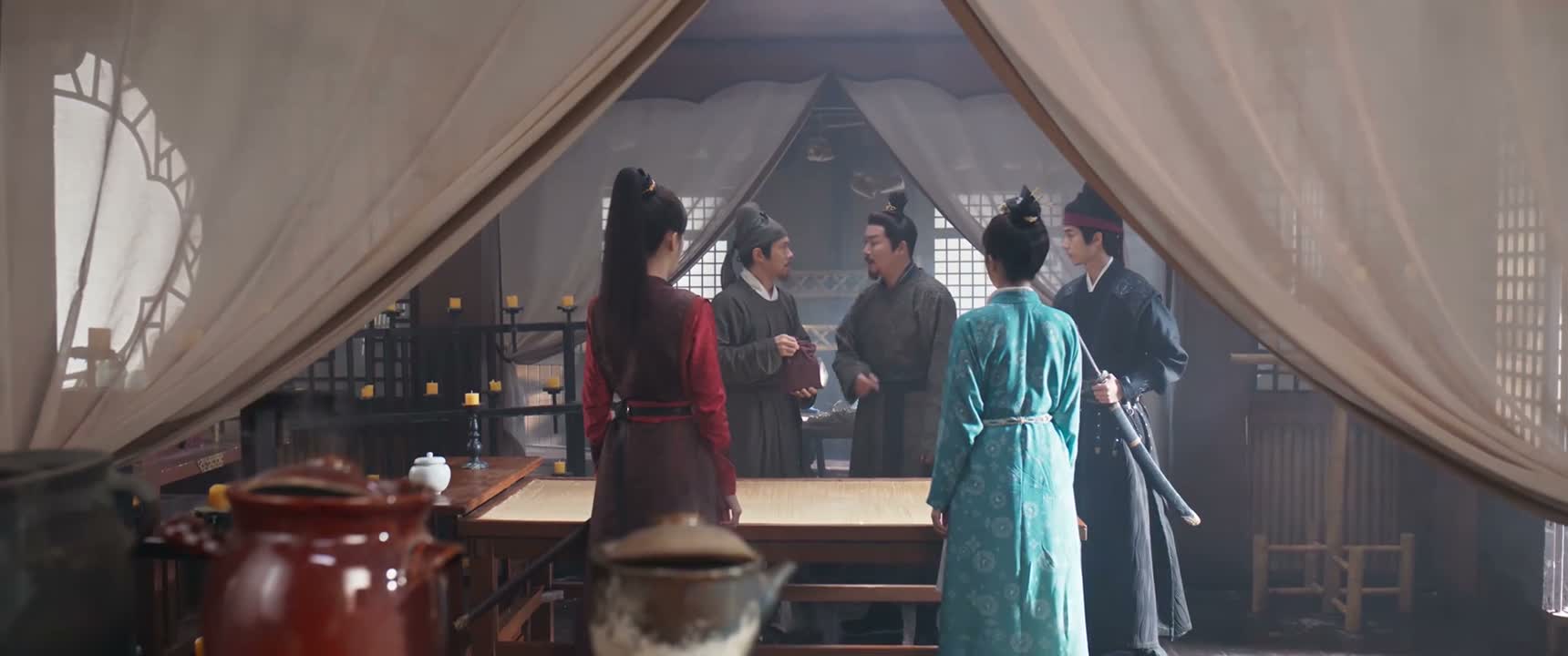 西边那座山从南坡上去